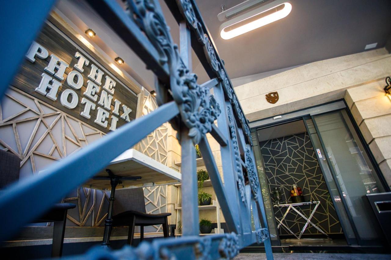 The Phoenix Boutique Hotel Yerevan Bagian luar foto