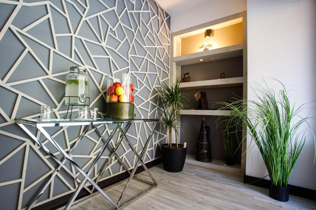 The Phoenix Boutique Hotel Yerevan Bagian luar foto