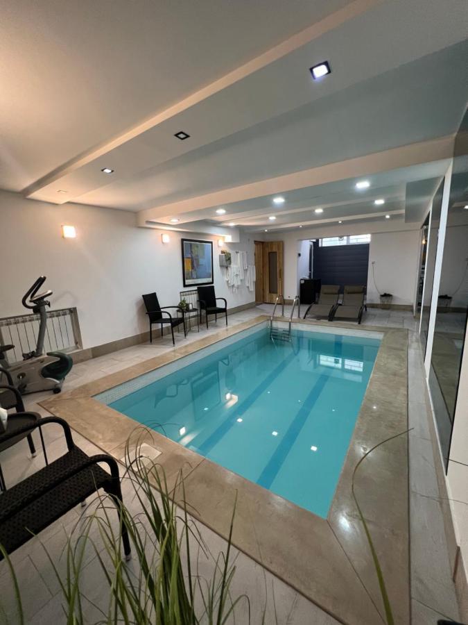 The Phoenix Boutique Hotel Yerevan Bagian luar foto